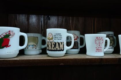 安藤日出武 金彩 皿 - MOJO