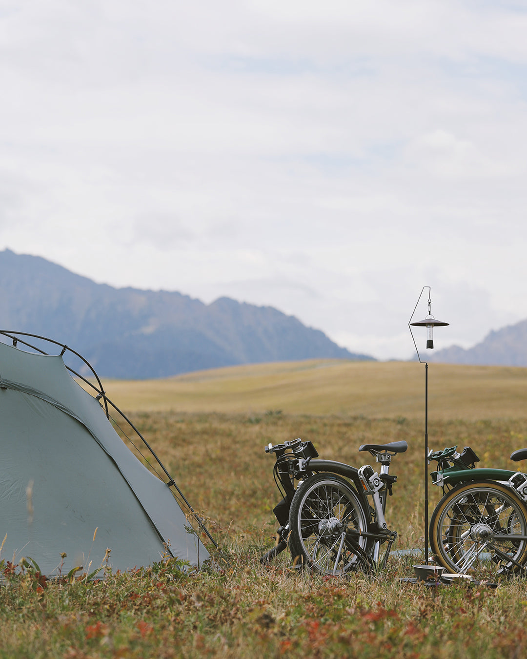 MOUNTAIN N SEA – Mountain N Sea