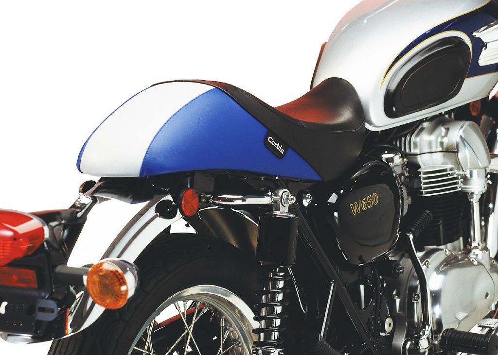 Corbin クラシック ガンファイターシート W650 | バイクカスタムパーツ