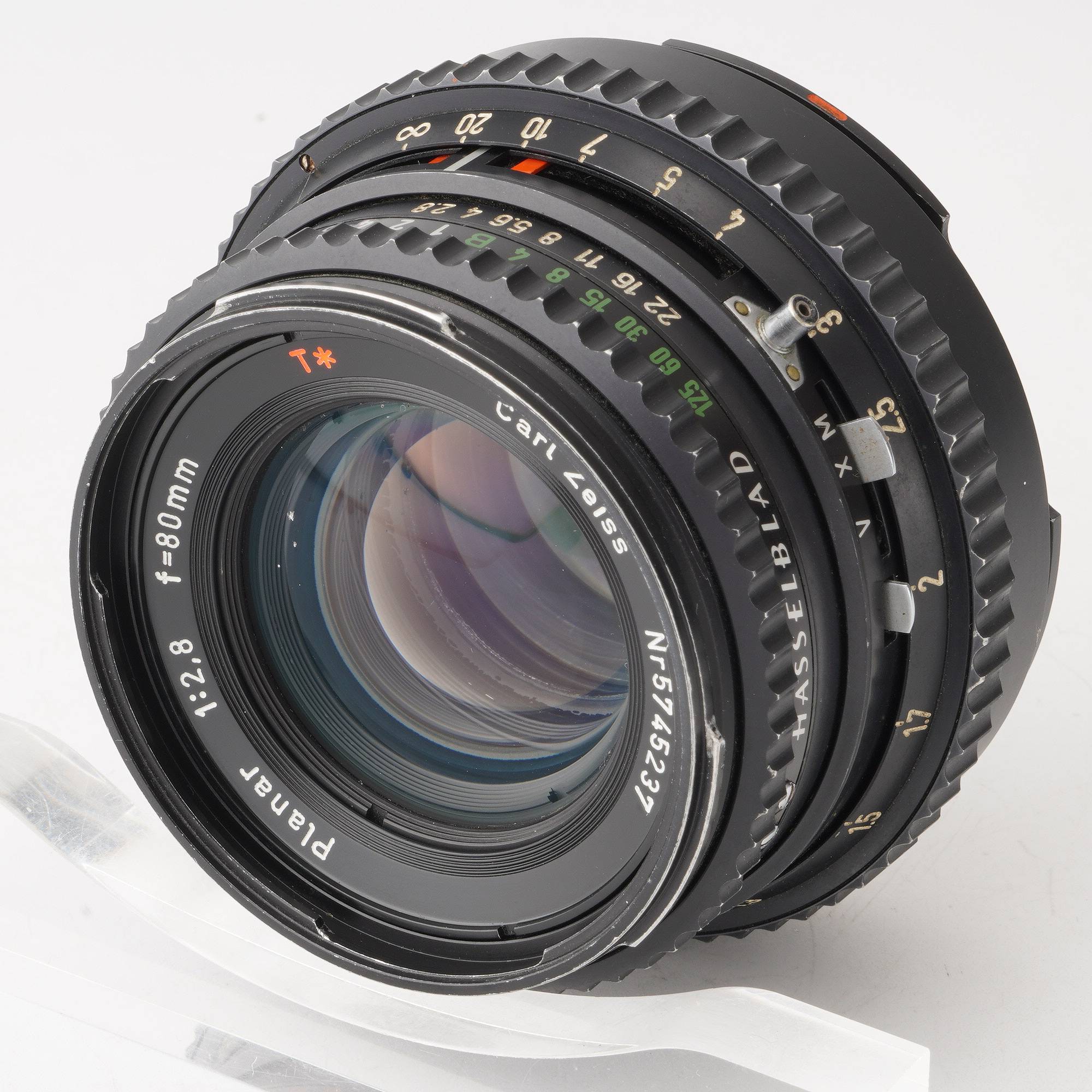 ハッセルブラッド Hasselblad 500C/M / Carl Zeiss Planar 80mm F2.8 T