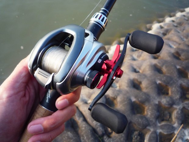 13メタニウムのハンドル＆ドラグを交換！ | ネスブログ