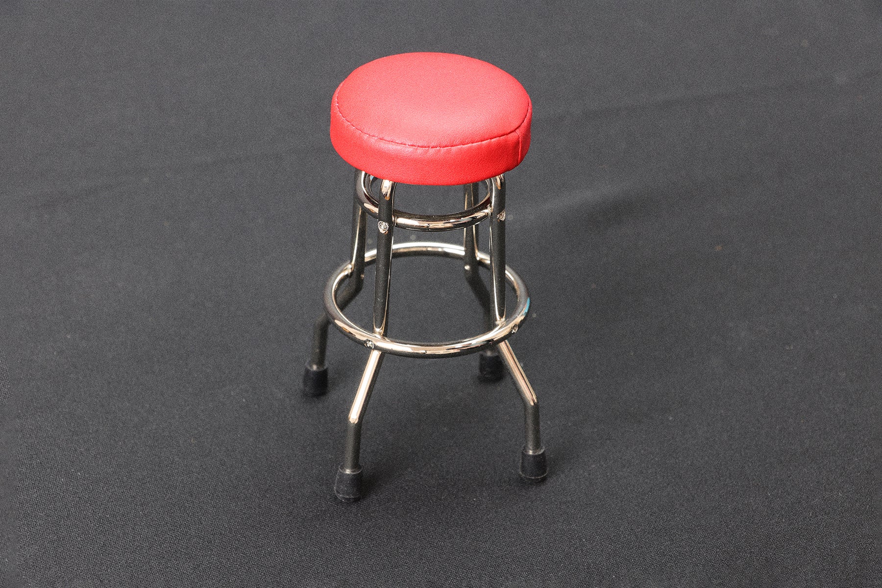Classic Red RepliCade Stool – New Wave Toys