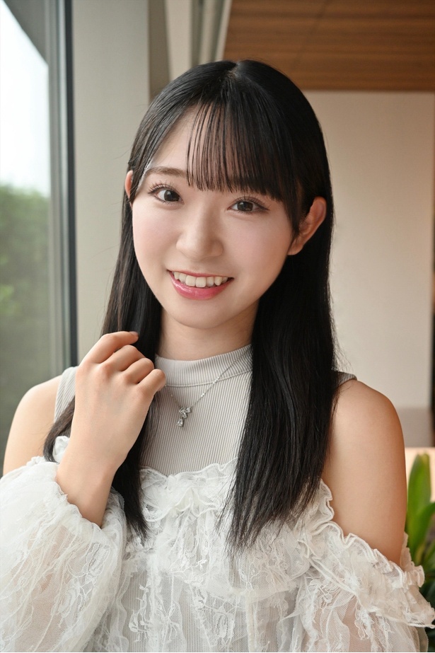 AKB48山内瑞葵が1st写真集『好きになる予感』を発売！「表紙は絶対に