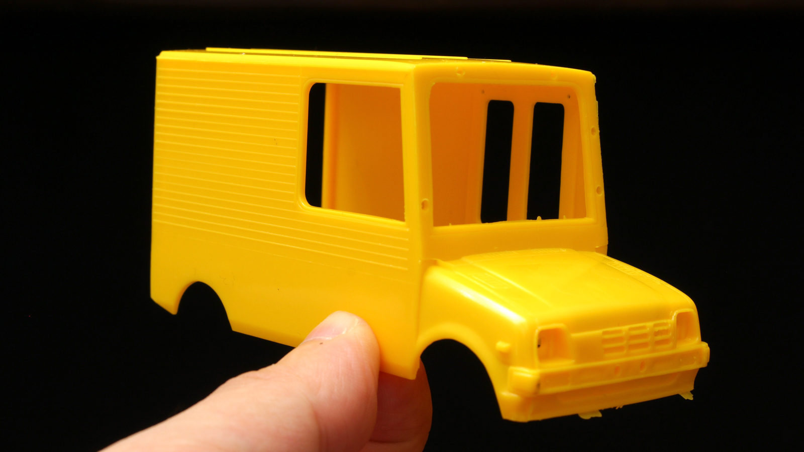 古くたって今がフレッシュ。オーナーズクラブのウォークスルーバンを