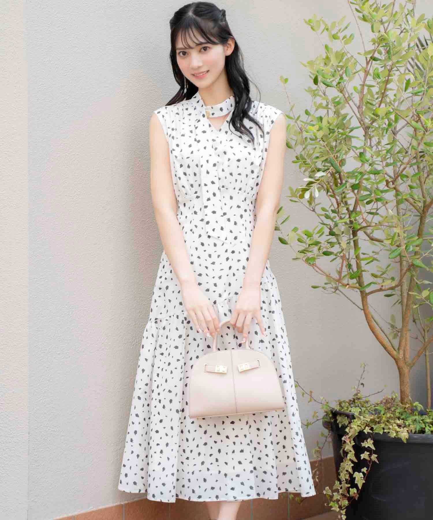 SSサイズあり】デザインドットワンピ | ロングワンピース | NOELA