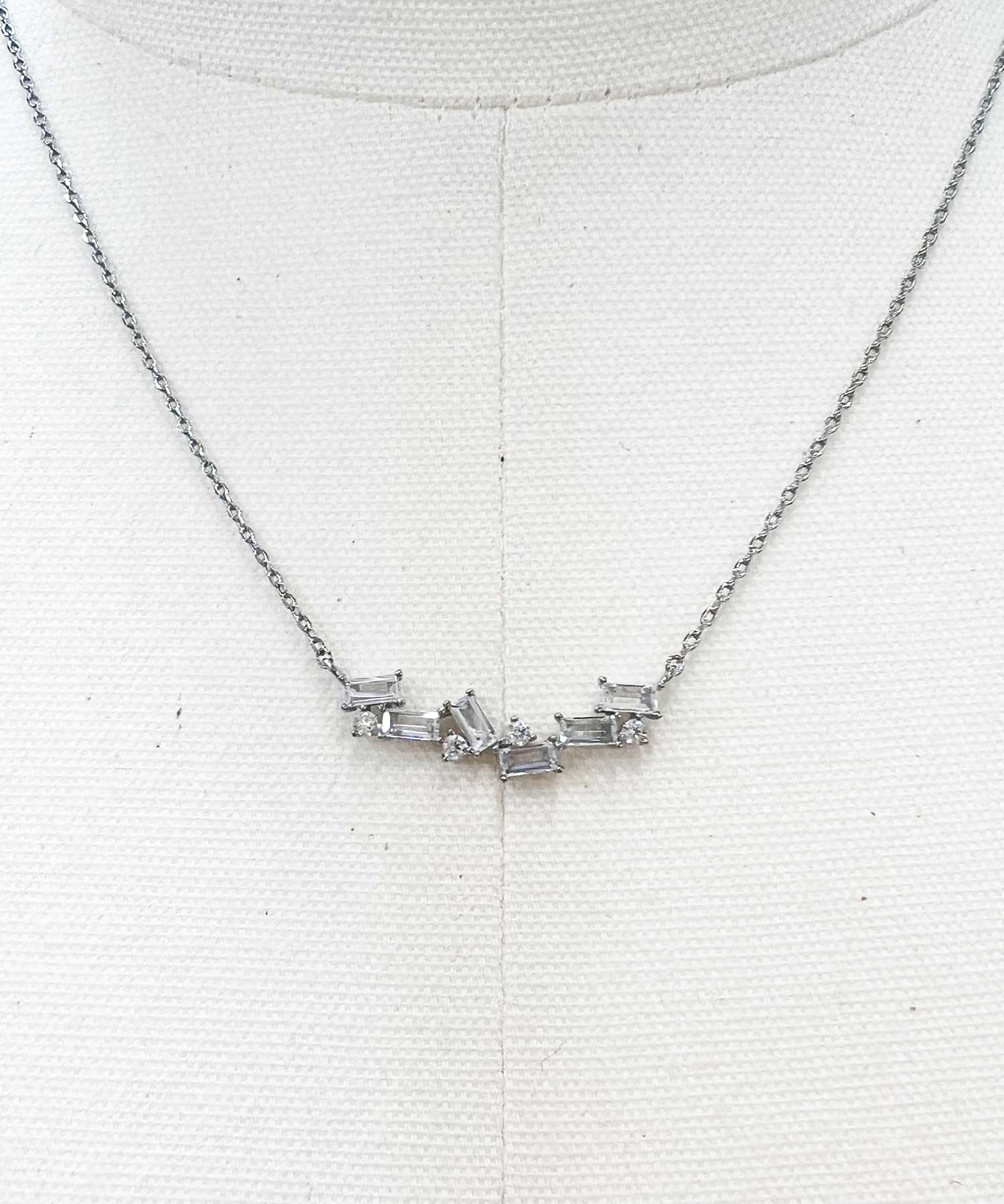 ビジューラインネックレス | ネックレス | NOELA OFFICIAL WEB STORE