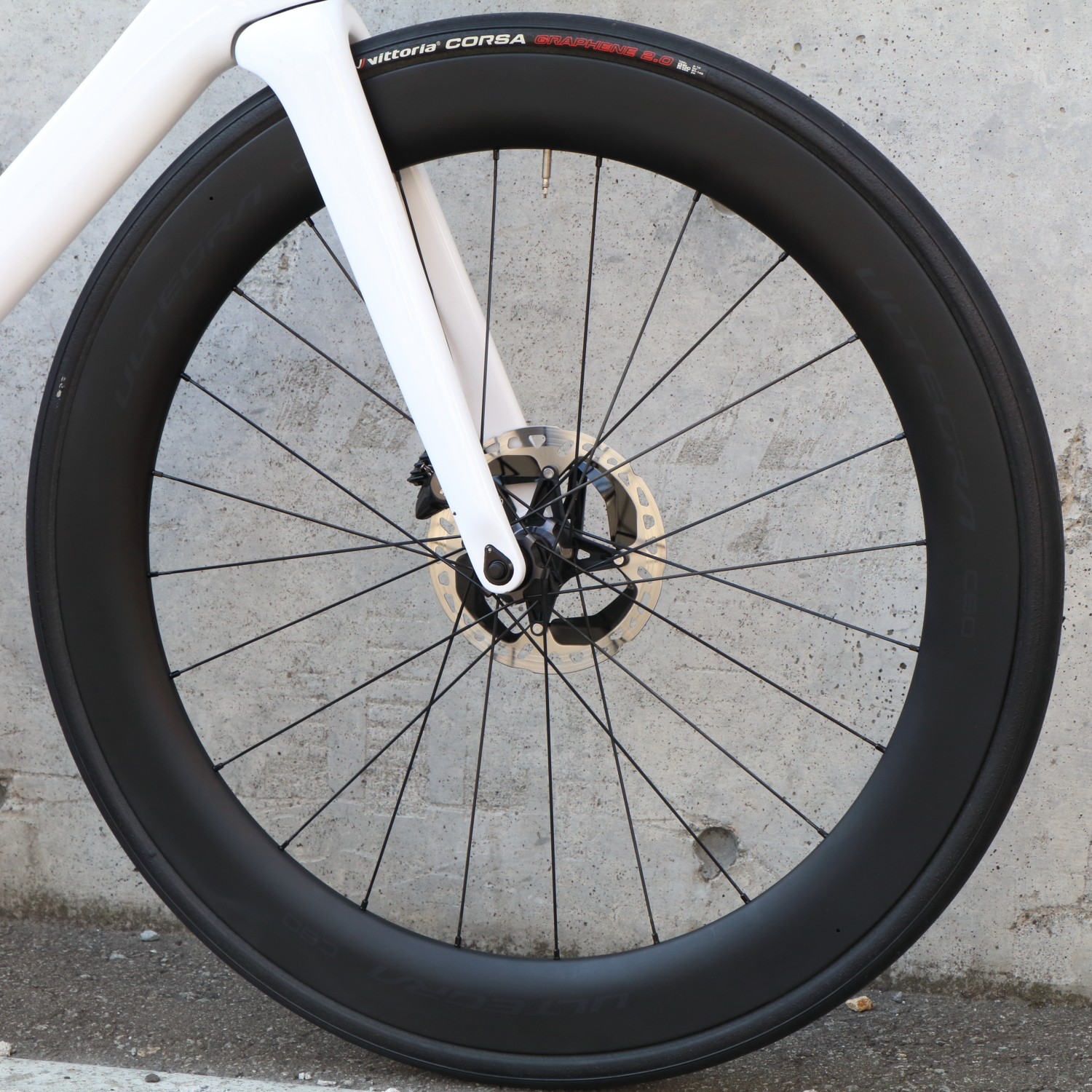 コスパ抜群の60mmエアロホイール 「WH-R8170-C60-TL」【ホイール