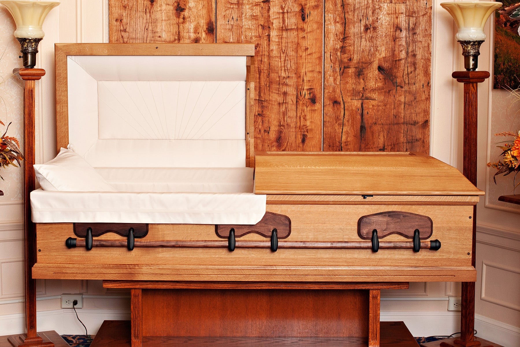 Quartersawn White Oak Casket – Northwoods Casket Company