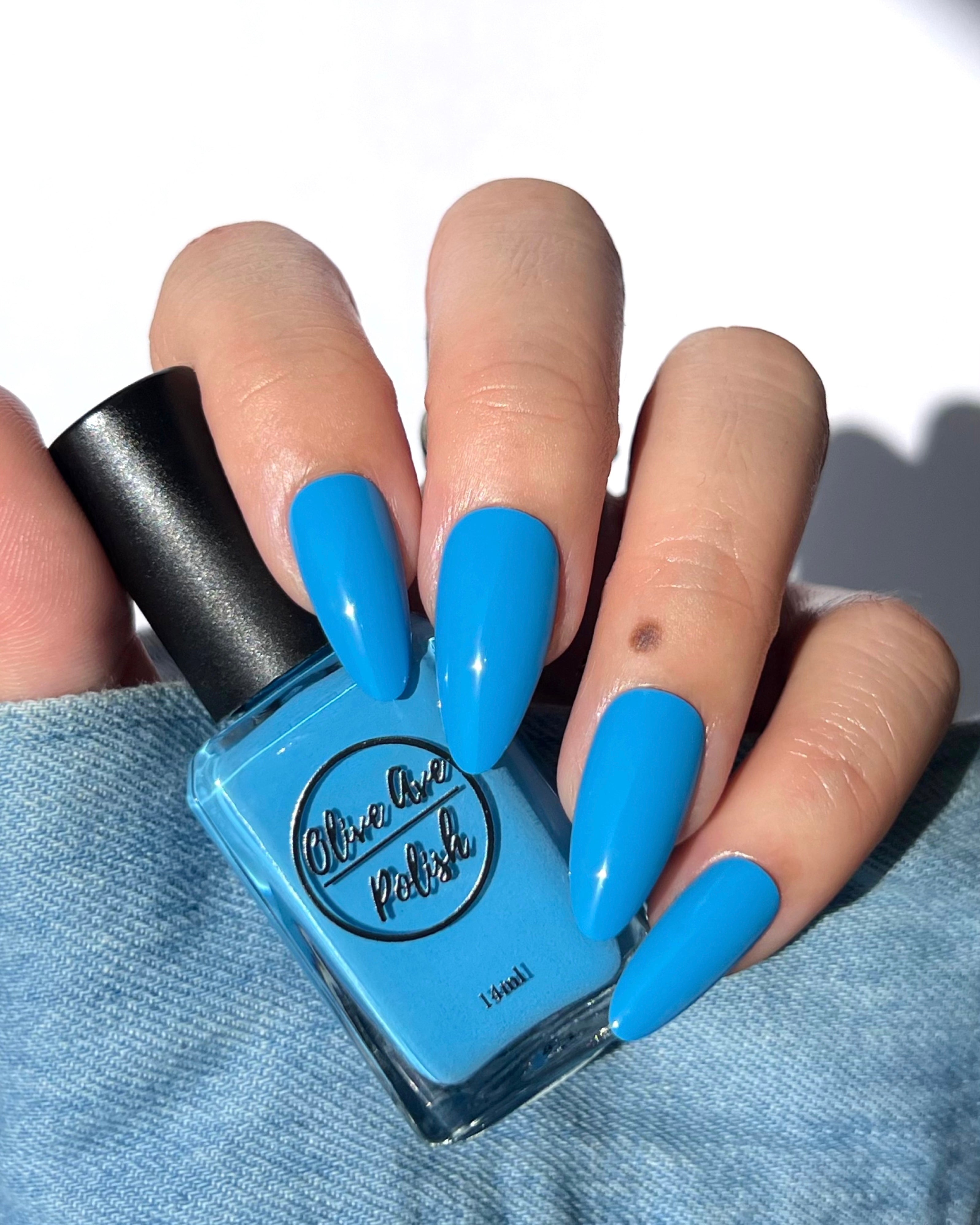 Xiala | Ocean blue nail polish | vegan, 21-free, + cruelty-free