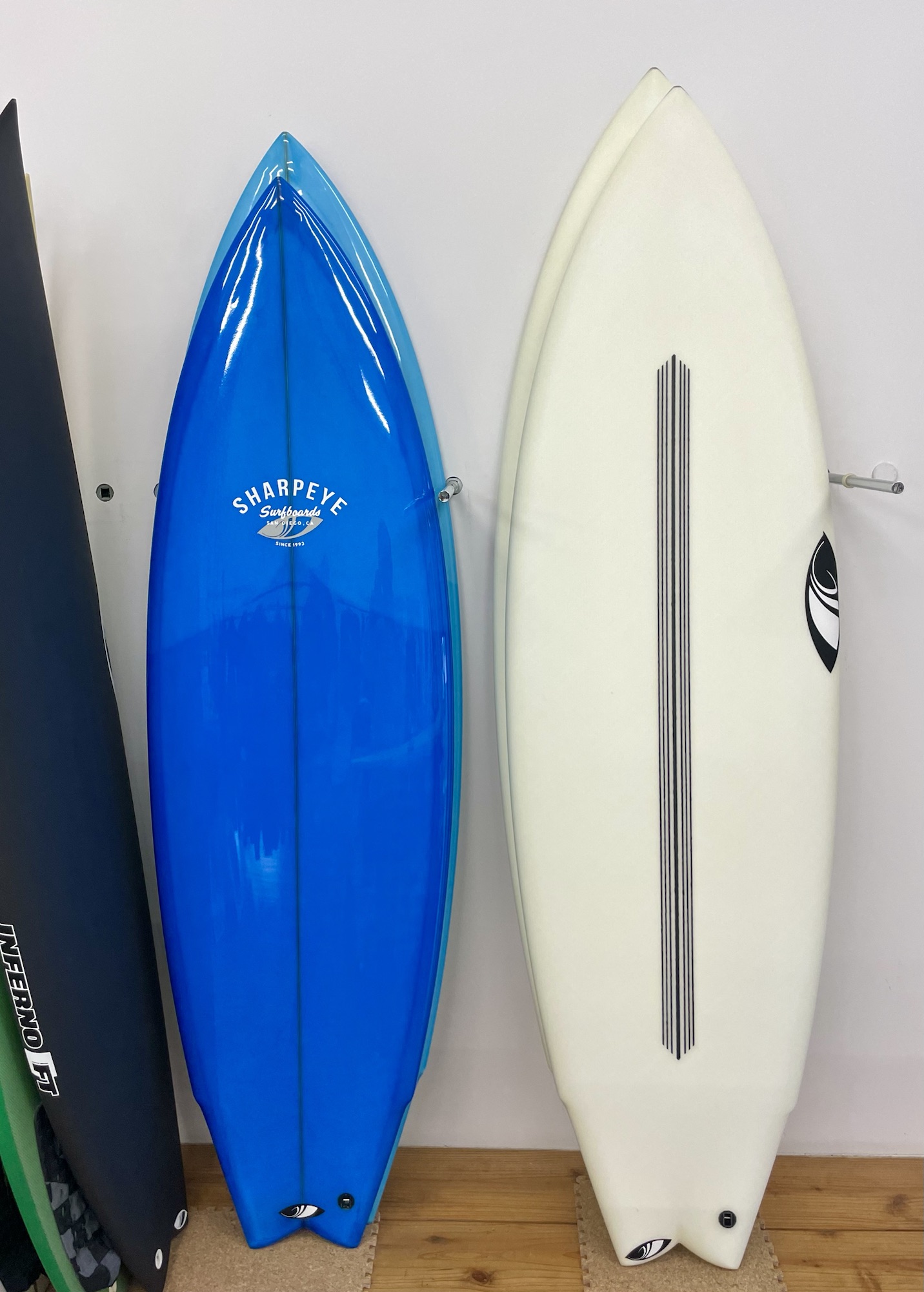 シャープアイサーフボードモダン2 - 宮崎金ヶ浜サーフショップ