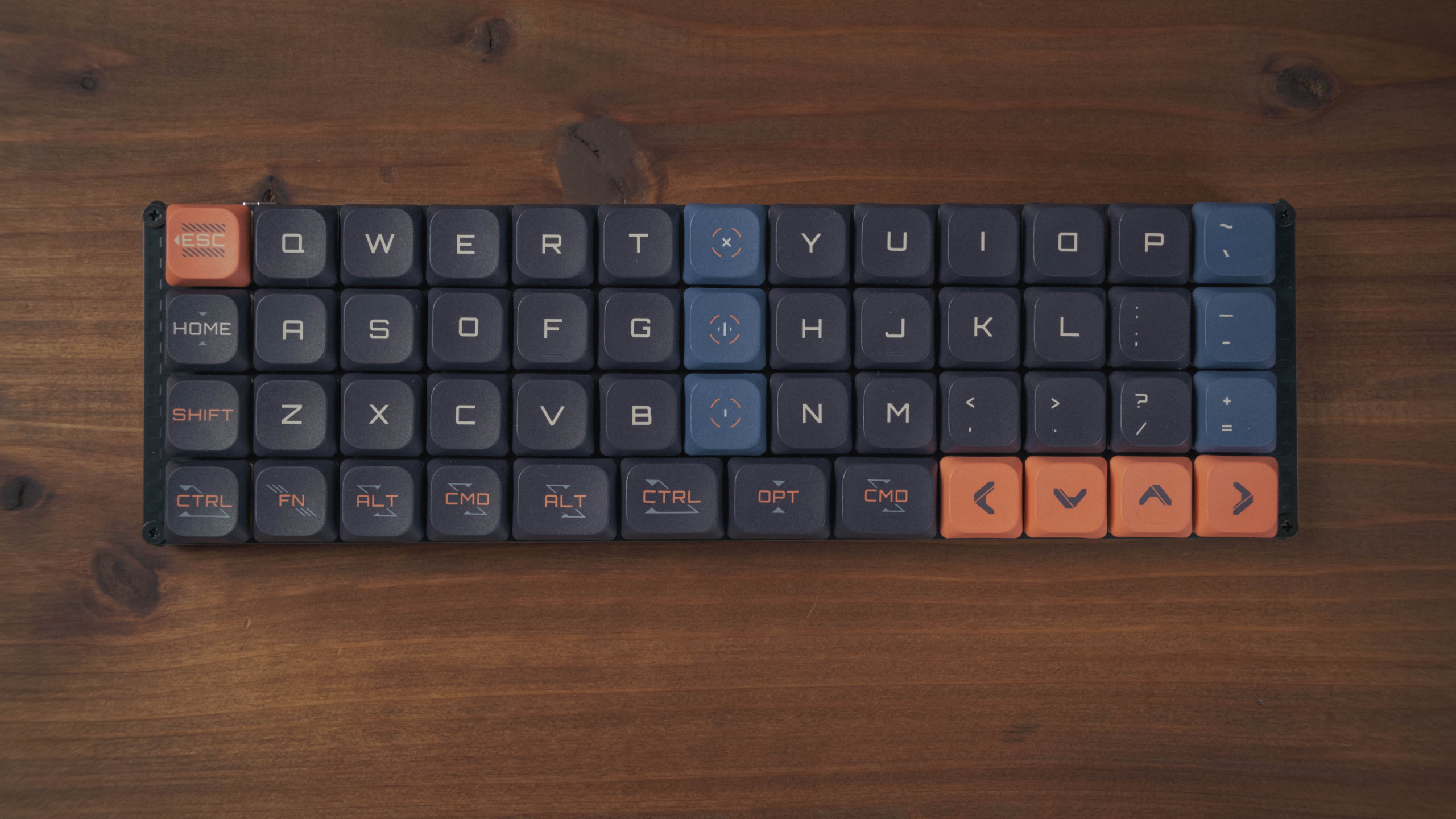 40%でオーソリニアのキーボード「O51Go」を使ってみた - onesuite