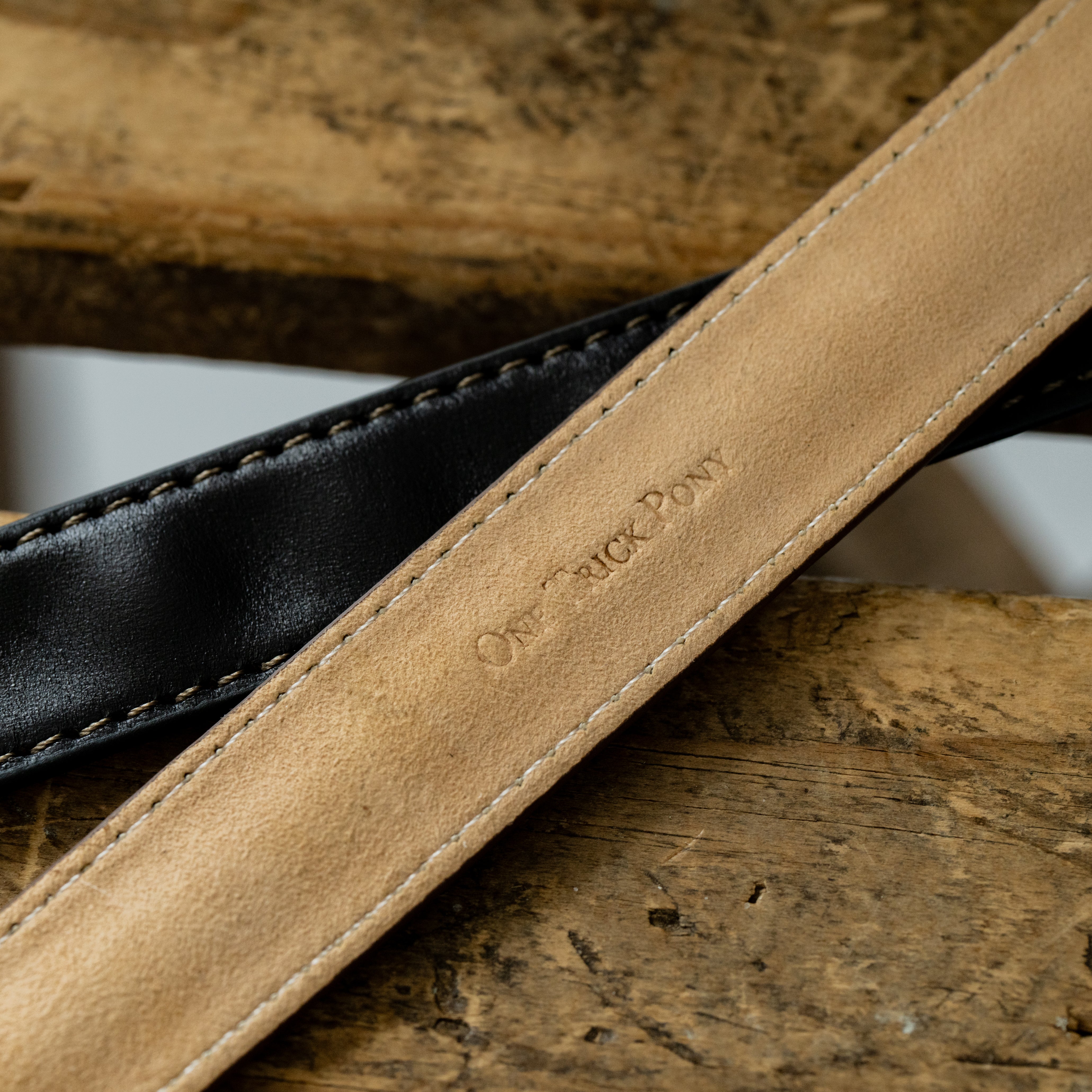 Slap bracelet – One trick pony