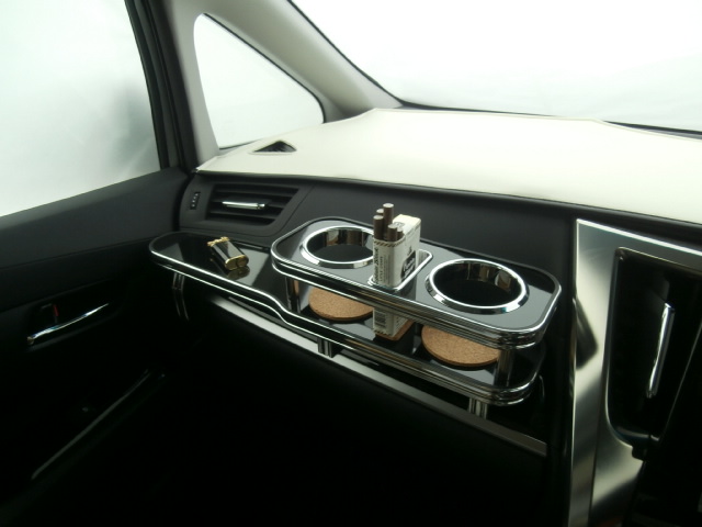 30ヴェルファイア/アルファード(15/1～)フロントテーブル 商品詳細