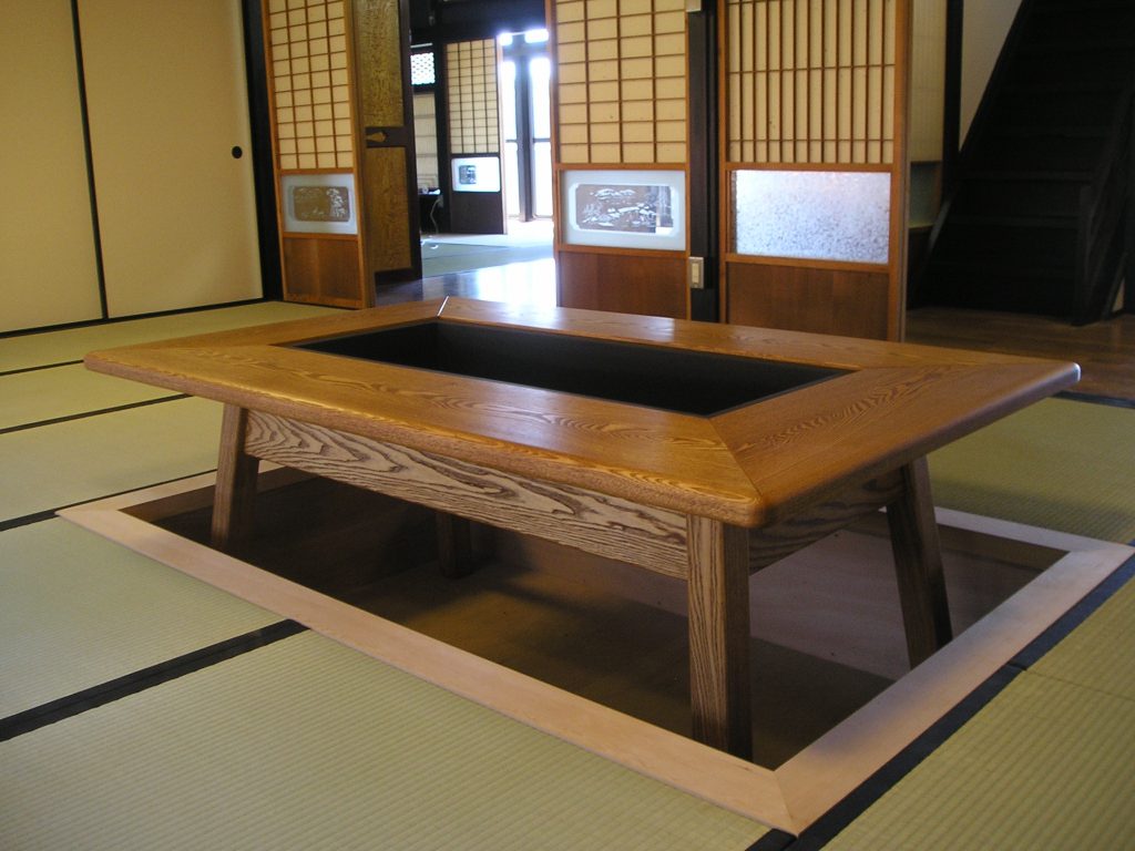囲炉裏テーブル | 大槻家具工房