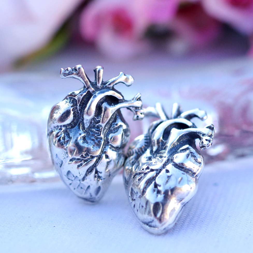 Silver925☆心臓ピアス【H2.8cm】