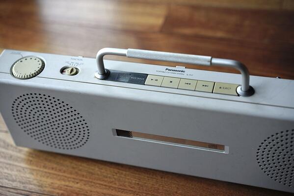 これは無印で発売される前のものなのでPanasonicのロゴ入り。 RT