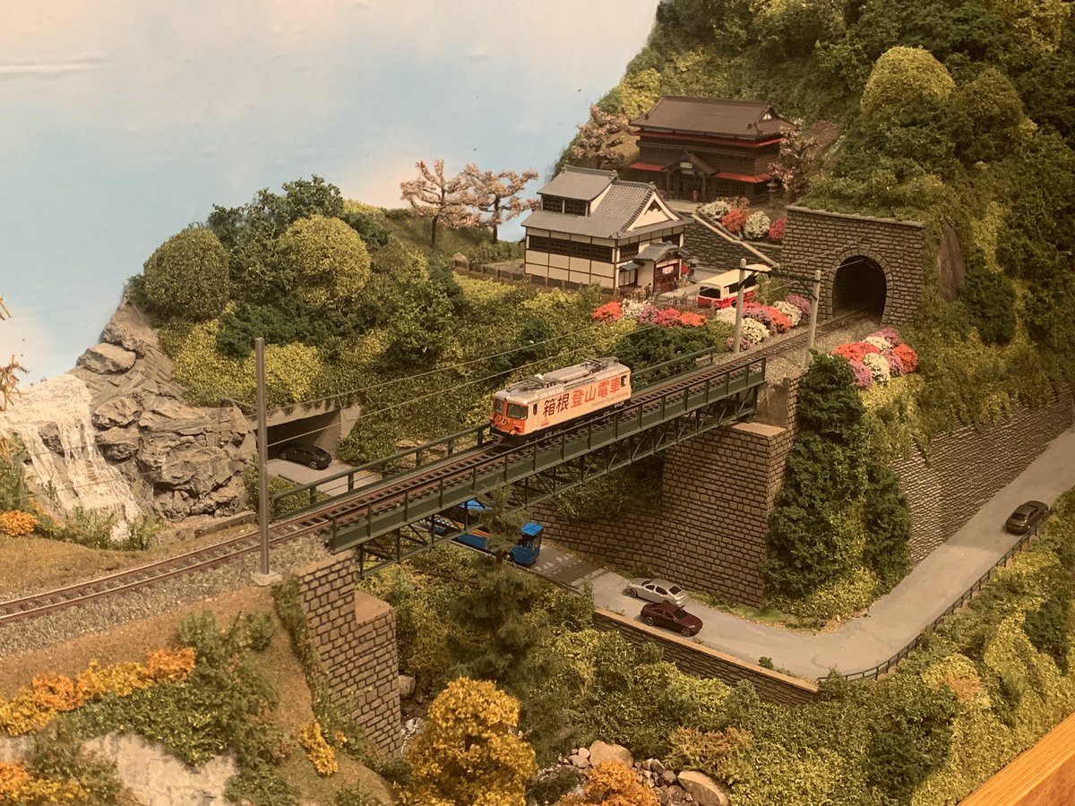 そしてなんと！姉妹鉄道40周年を記念しレーティッシュ鉄道さんから箱根