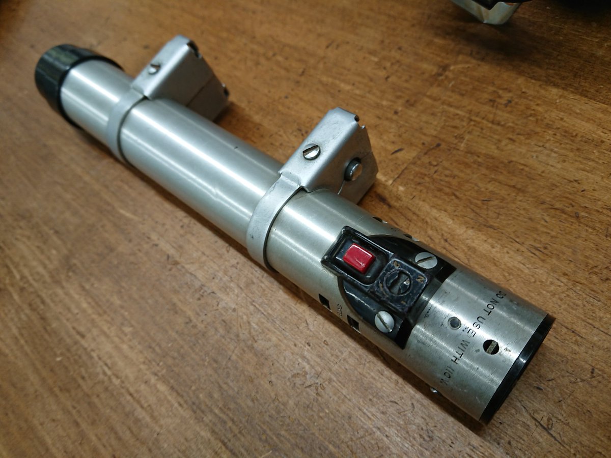 ライトセイバーといえば！こちらに本物ございます！当時予算がなかっ