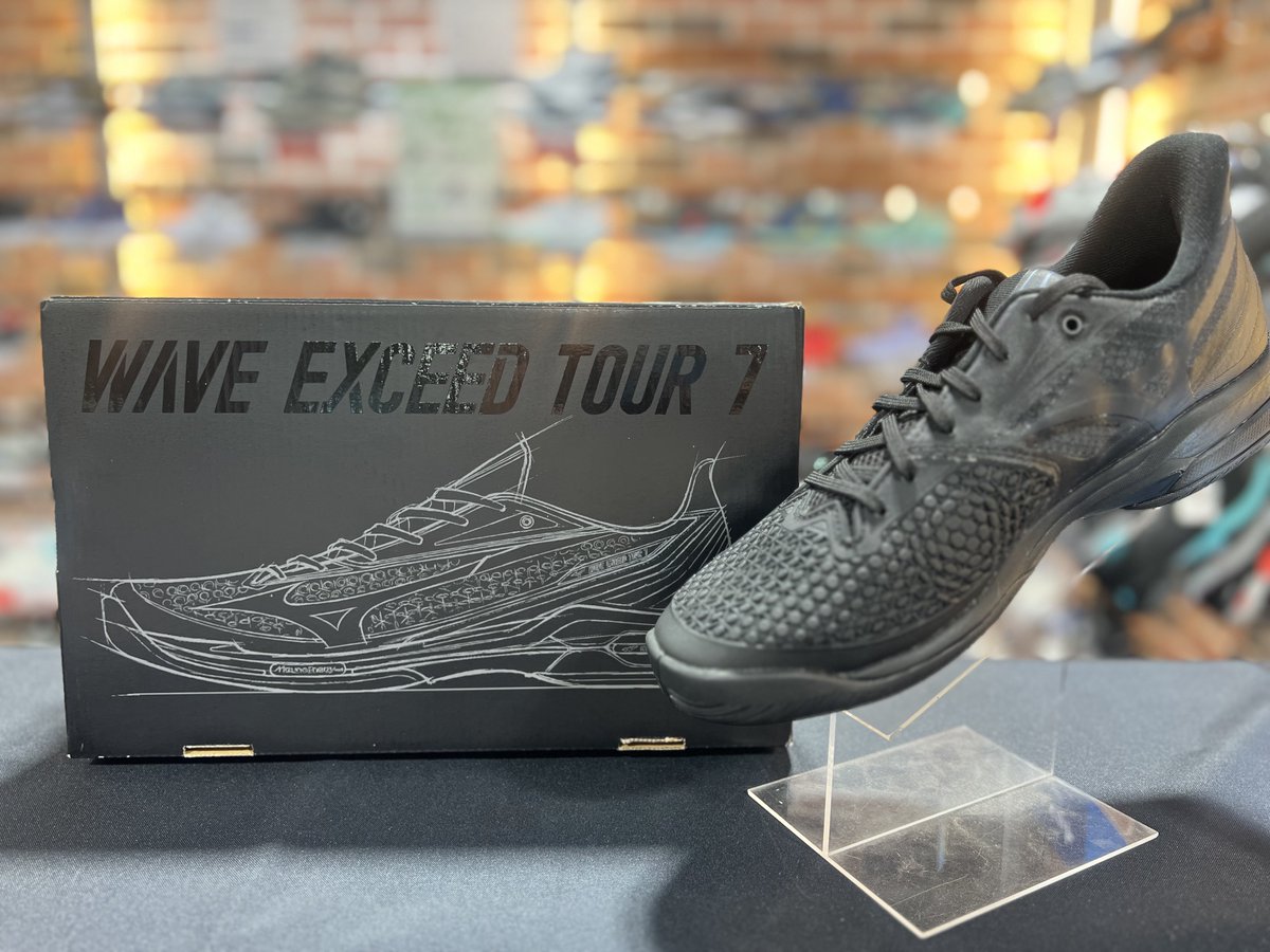 予約受付中】 MIZUNO 新作限定テニスシューズ登場‼️ 10/31にWAVE