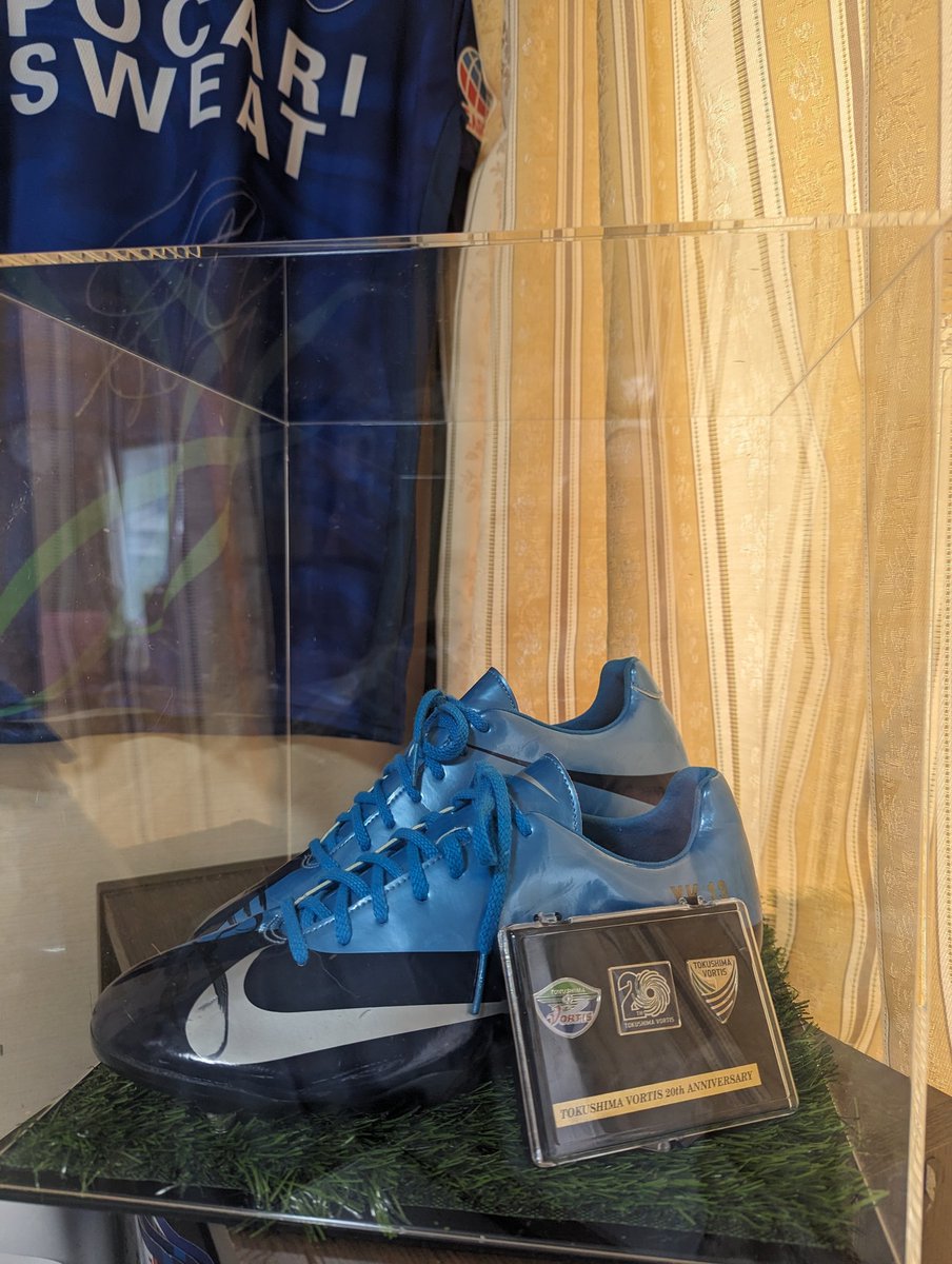 柿谷曜一朗サイン入りスパイク⚽ アクリルケースに入れたらマジで