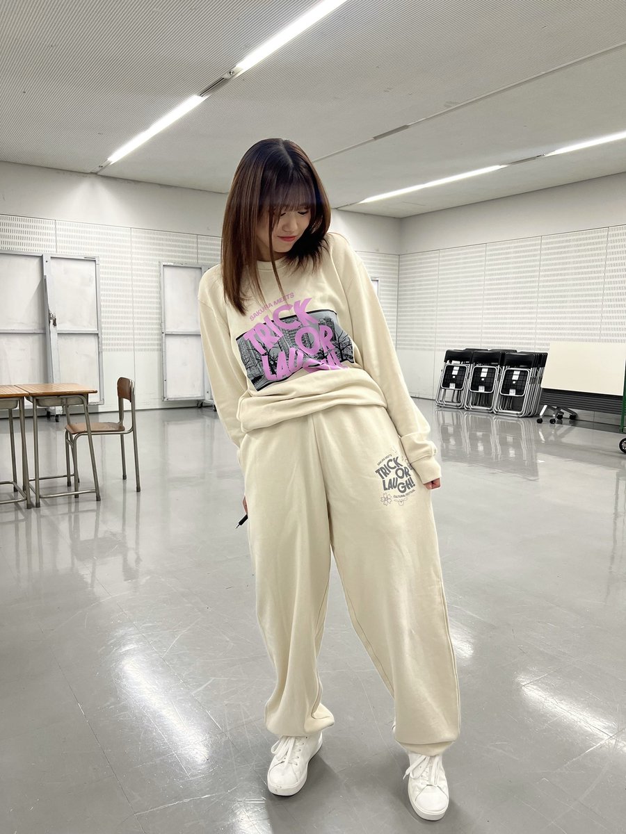 サクラミーツ文化祭 スウェットサイズが悩む方へ☺️ その2️⃣ ＼ 櫻