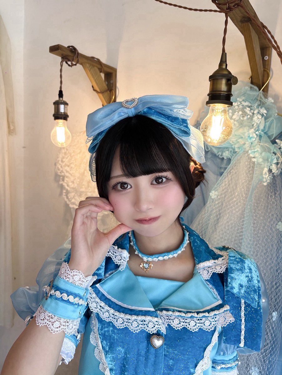 向日えなさんプロデュースグループ MEGAFONのスカイブルー担当 歌う