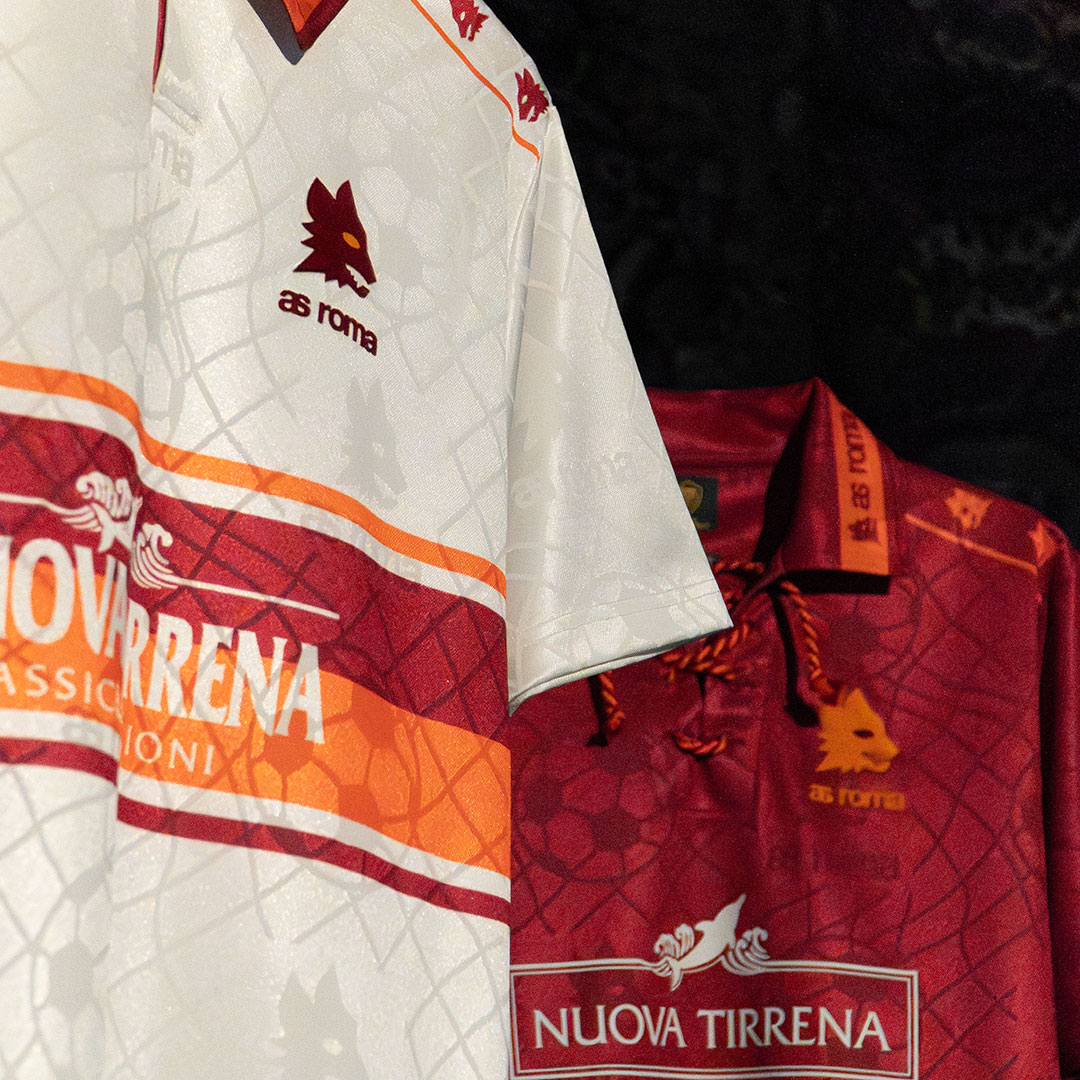 やっぱセリエの90年代から2000年代前半のユニは、レースアップが優勝だ