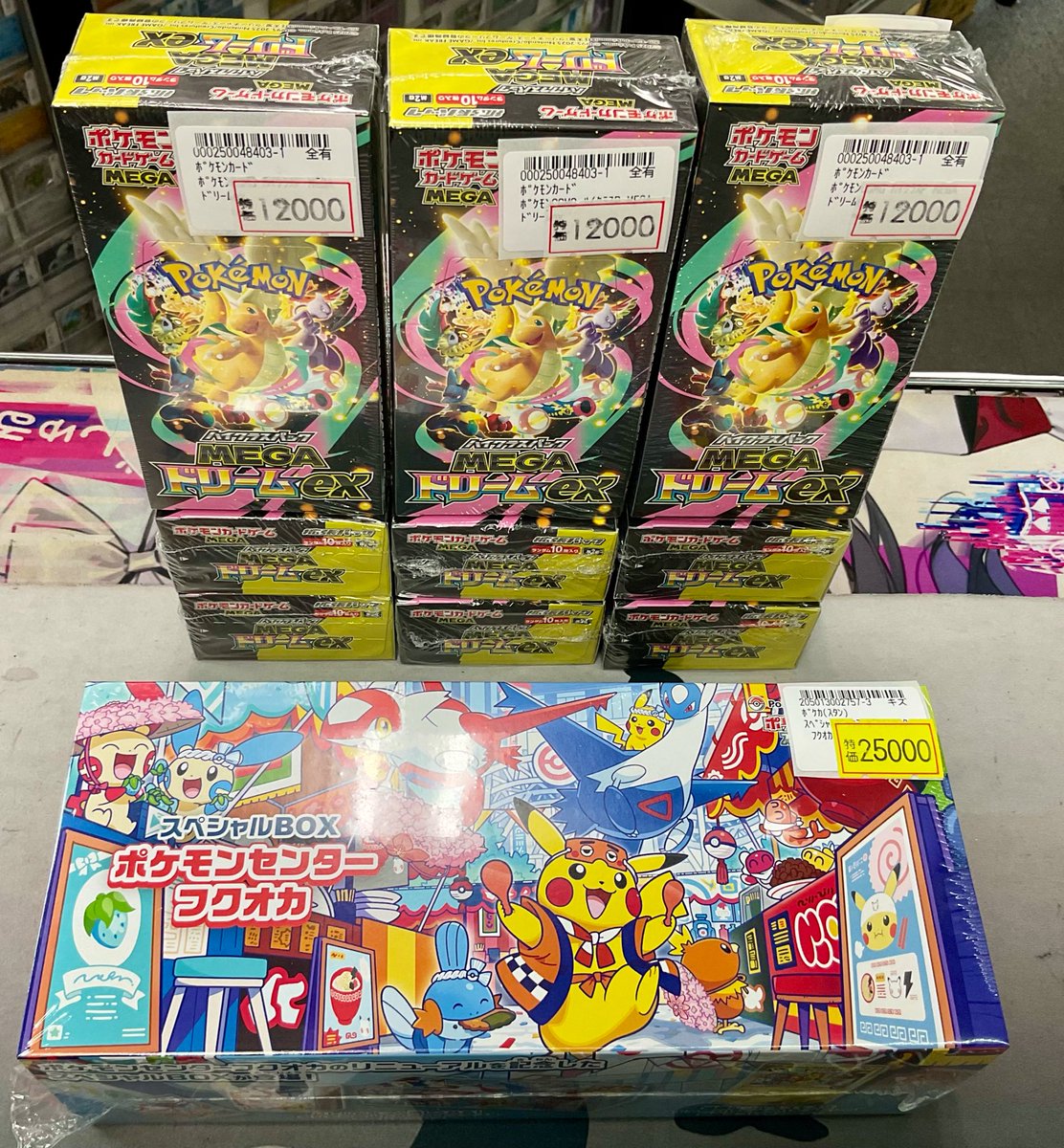 ポケモンカード ⚡️店内情報⚡️ こちらのポケカの特価のBOXまだ