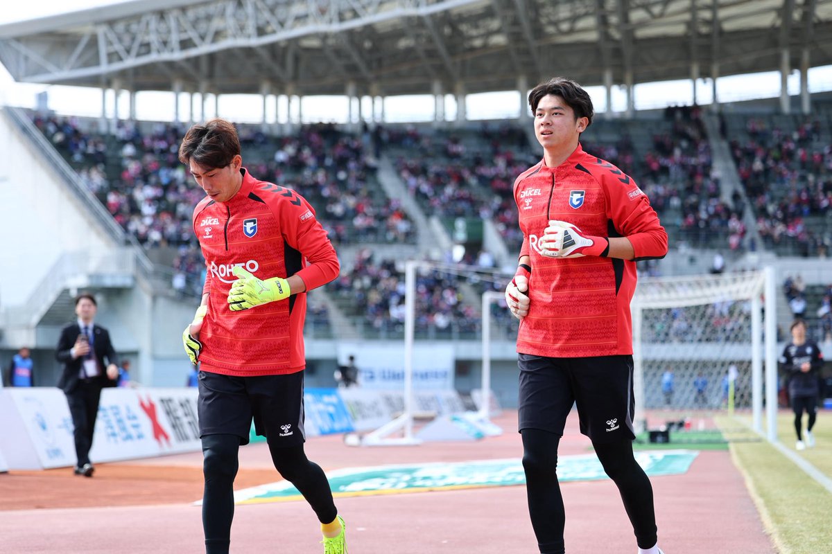 GKがピッチに登場⚽️🥅 #ガンバ大阪 #GAMBAOSAKA