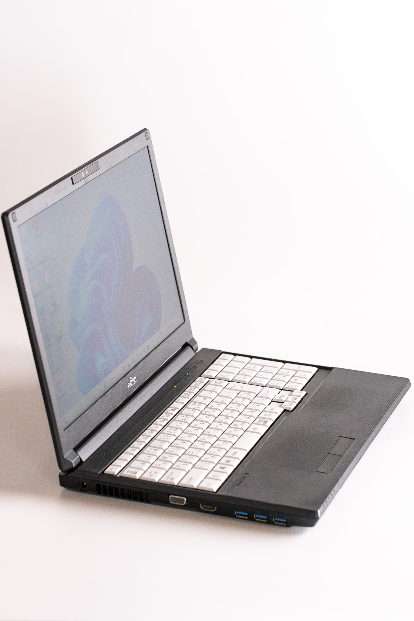 富士通 lifebook A748/TX - パソコンまわりの便利屋さん