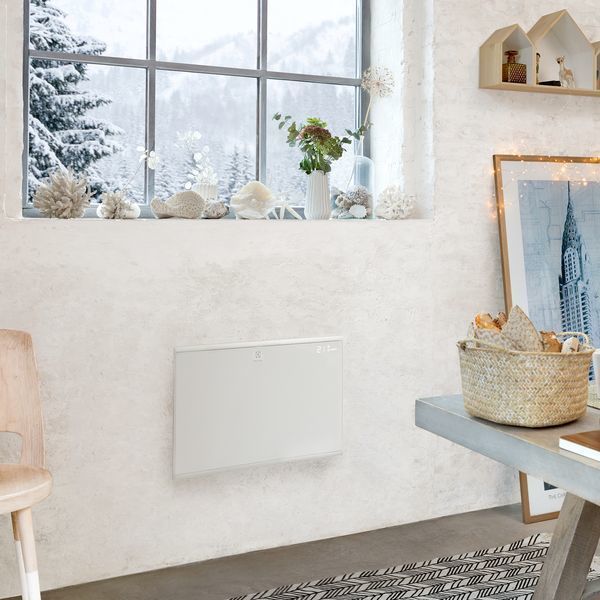 Electrolux EP12D001C0 Quickheat700 [パネルヒーター] | 激安の新品