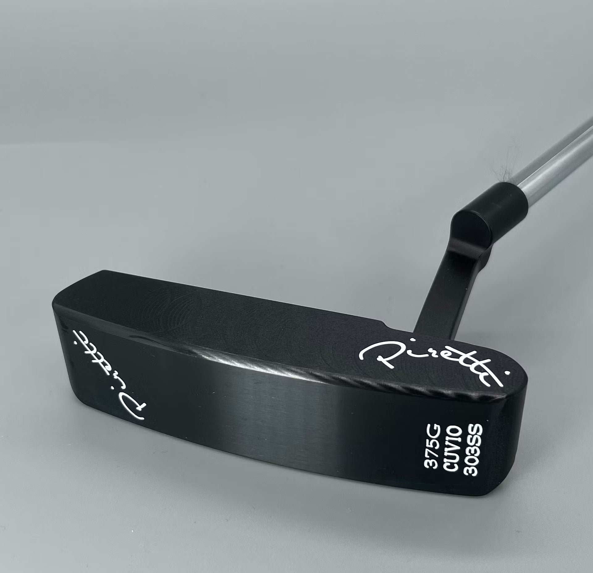Cuvio – 303 Midnight Series – Piretti Golf
