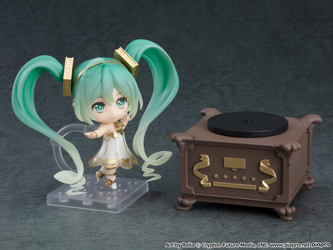 初音ミク」が、フルオーケストラコンサート「初音ミクシンフォニー2020