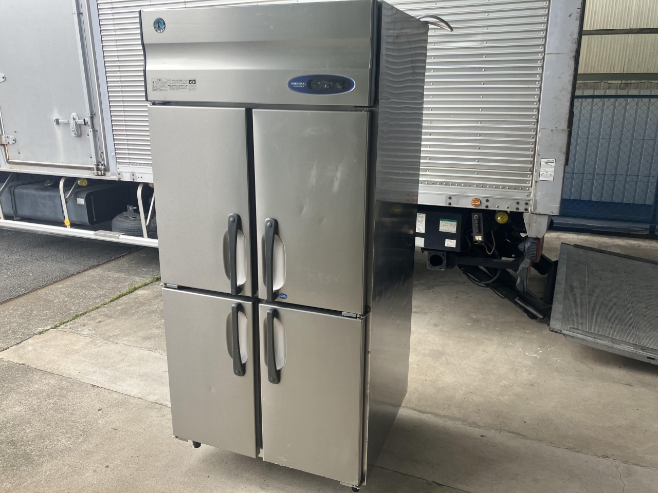 縦型4枚扉冷凍冷蔵庫（冷機器）の一覧 - 中古厨房機器の販売・買取は
