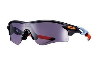 オークリーとのコラボレーションサングラスを発売 | 読売ジャイアンツ