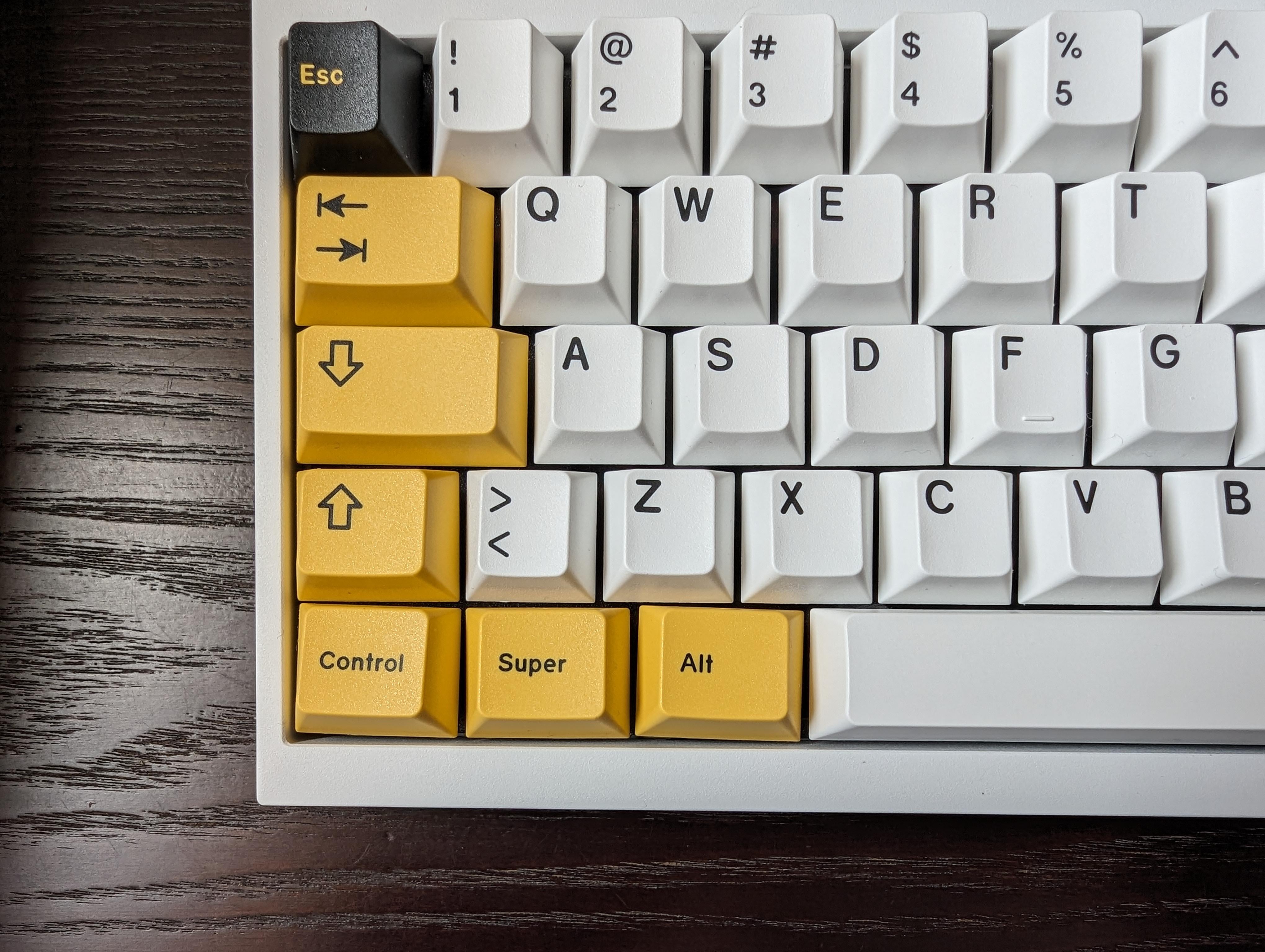 注意：GMKキーキャップの新しい問題、購入前に知っておいて : r