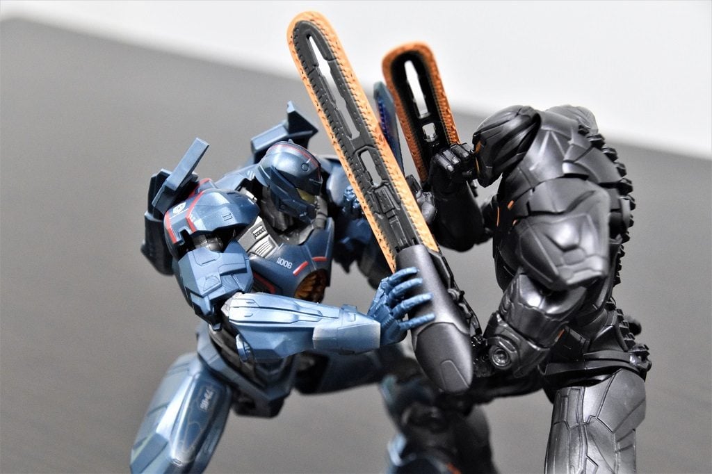 限定3000個シベリア対決セットが爆売れ！ 『パシフィック・リム