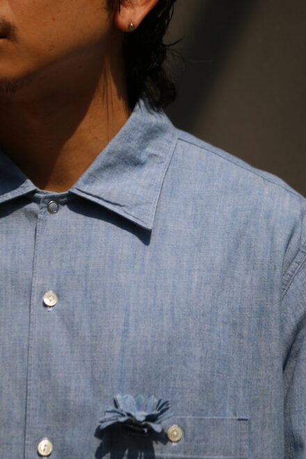 Unlikely OPEN COLLAR WORK CHAMBRAY WITH FLOWER - Blog