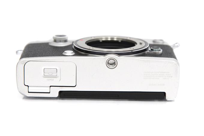 OLYMPUS PEN-F ボディ シルバー シャッター回数約6150回以下 A919-2Q1