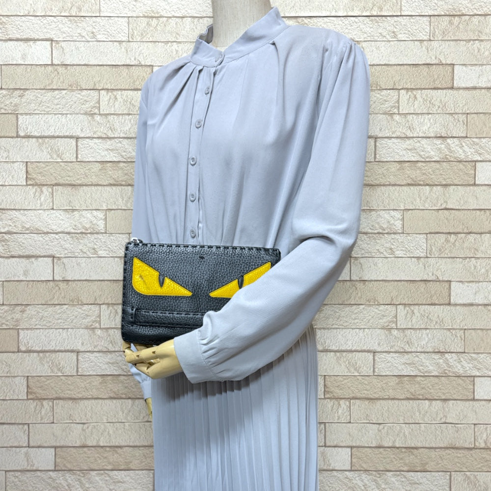 FENDI フェンディ バッグバグズ セレリア クラッチバッグ レザー