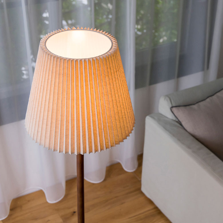 フロアライト スタンドライト フロアランプ スタンド照明 木製 ウッド