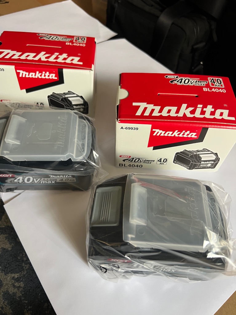 マキタ 純正 バッテリー BL4040 40V max 4.0Ah A-69939 残量表示付