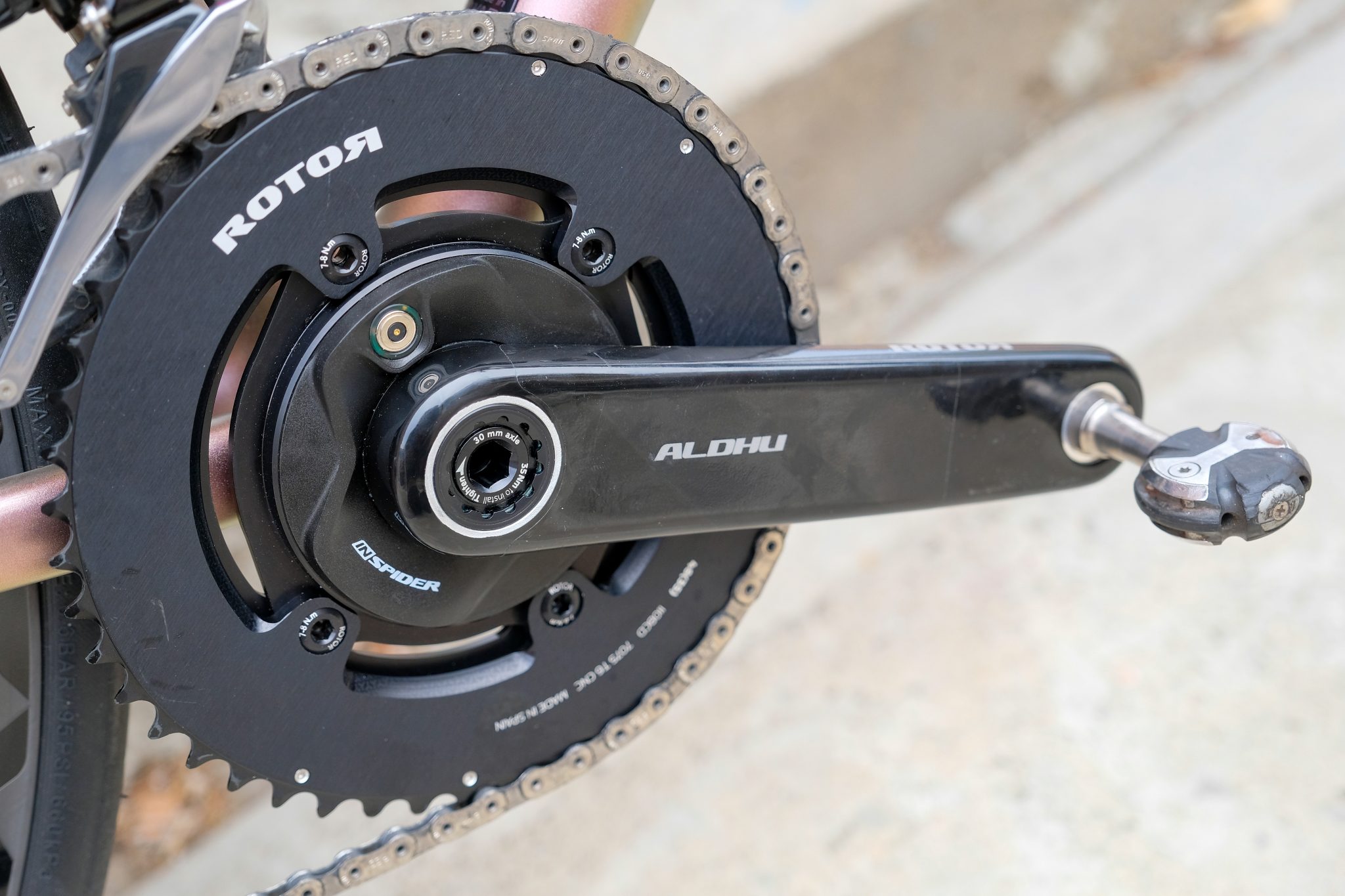 ROTOR ALDHU CARBON CRANK FIRST LOOK - Road Bike Action