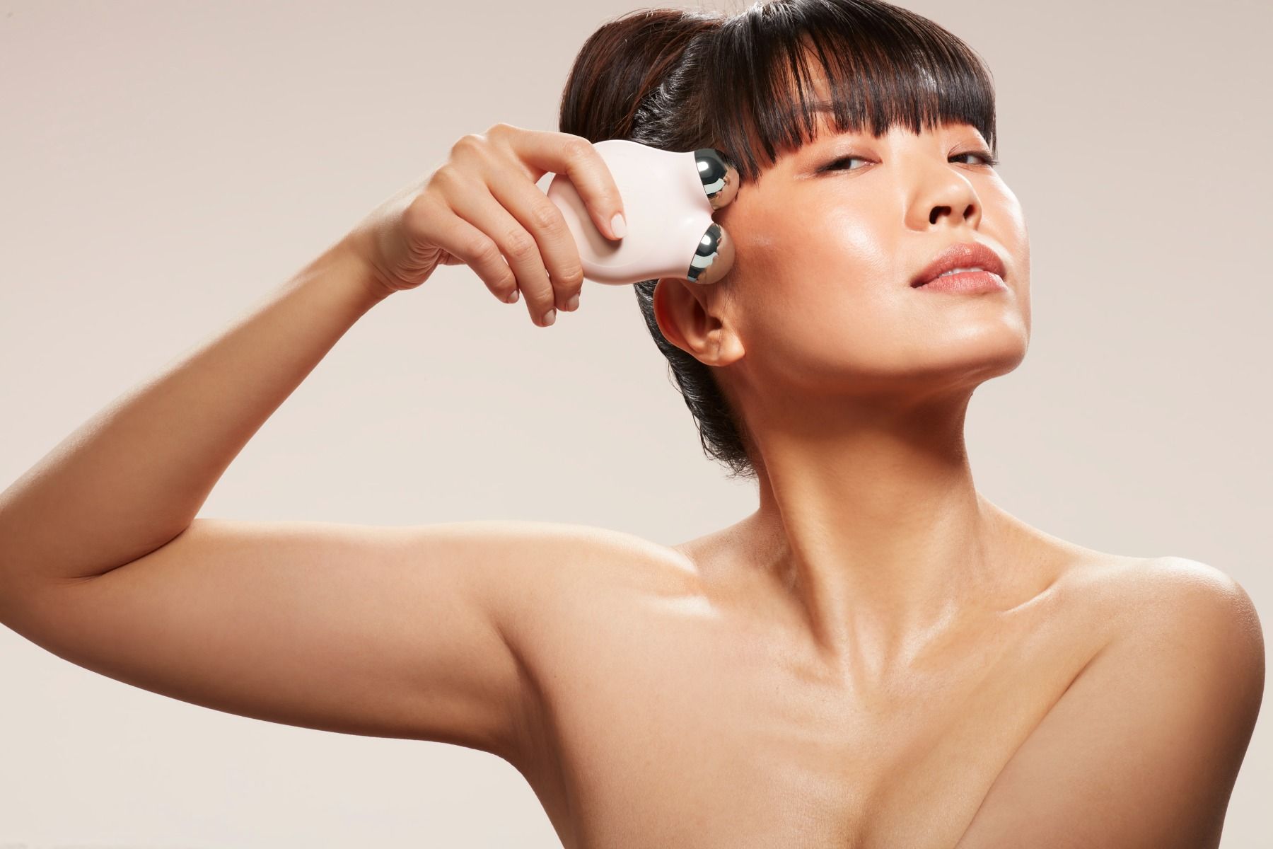 NuFACE MINI+ Smart On-the-Go Facial Toning Kit - Midnight Black