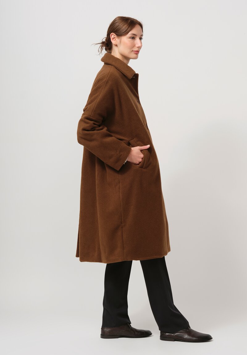 Casey Casey Cashmere Big Blobby Coat in Kasper Fudge Brown | Santa