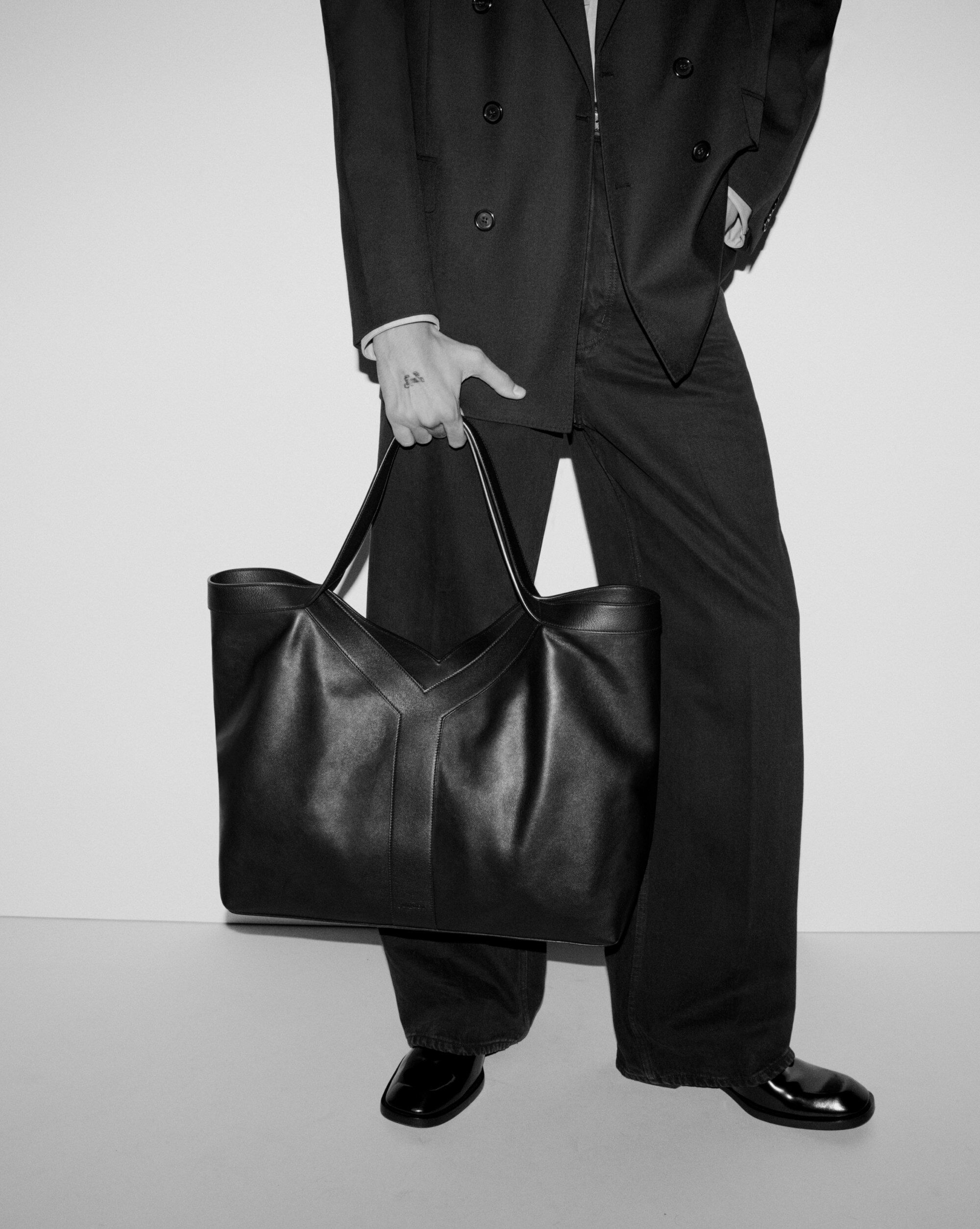 Y Large tote in leather in Brown | Saint Laurent | YSL EN-US