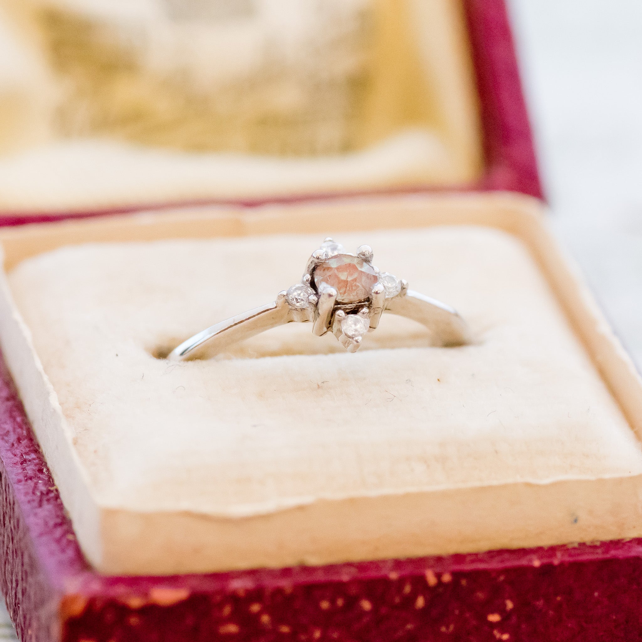 多面カット アンティークサフィレット シルバーリング