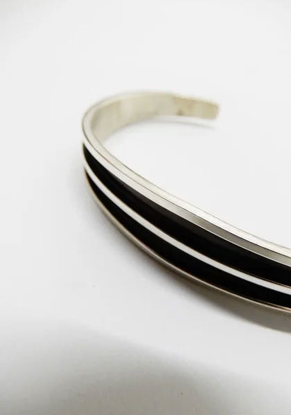 2ラインバングル Tom Hawk作 – SEEK