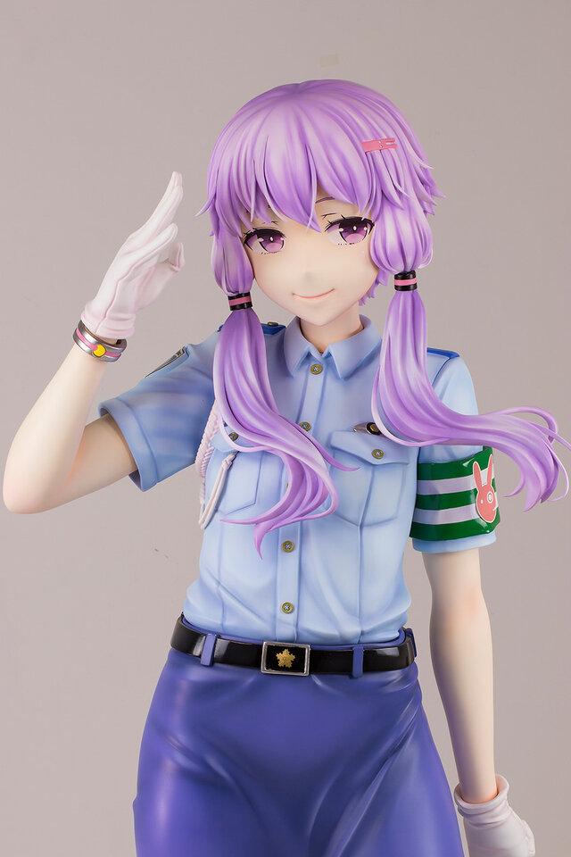 警察官の「結月ゆかり」が等身大フィギュアに！ こだわり抜かれたハイ