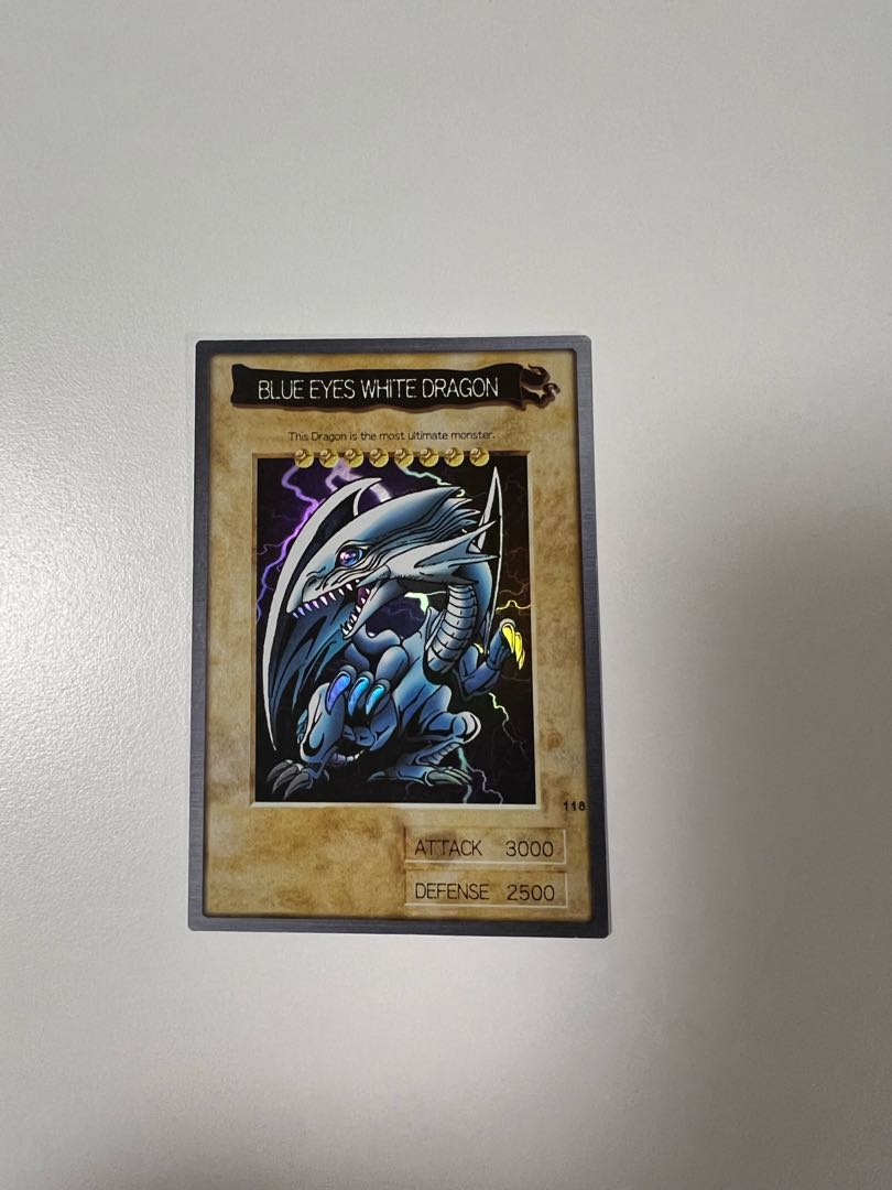 青眼の白龍 海外版 初期 バンダイ版 レア 1枚の通販 げち（838660905